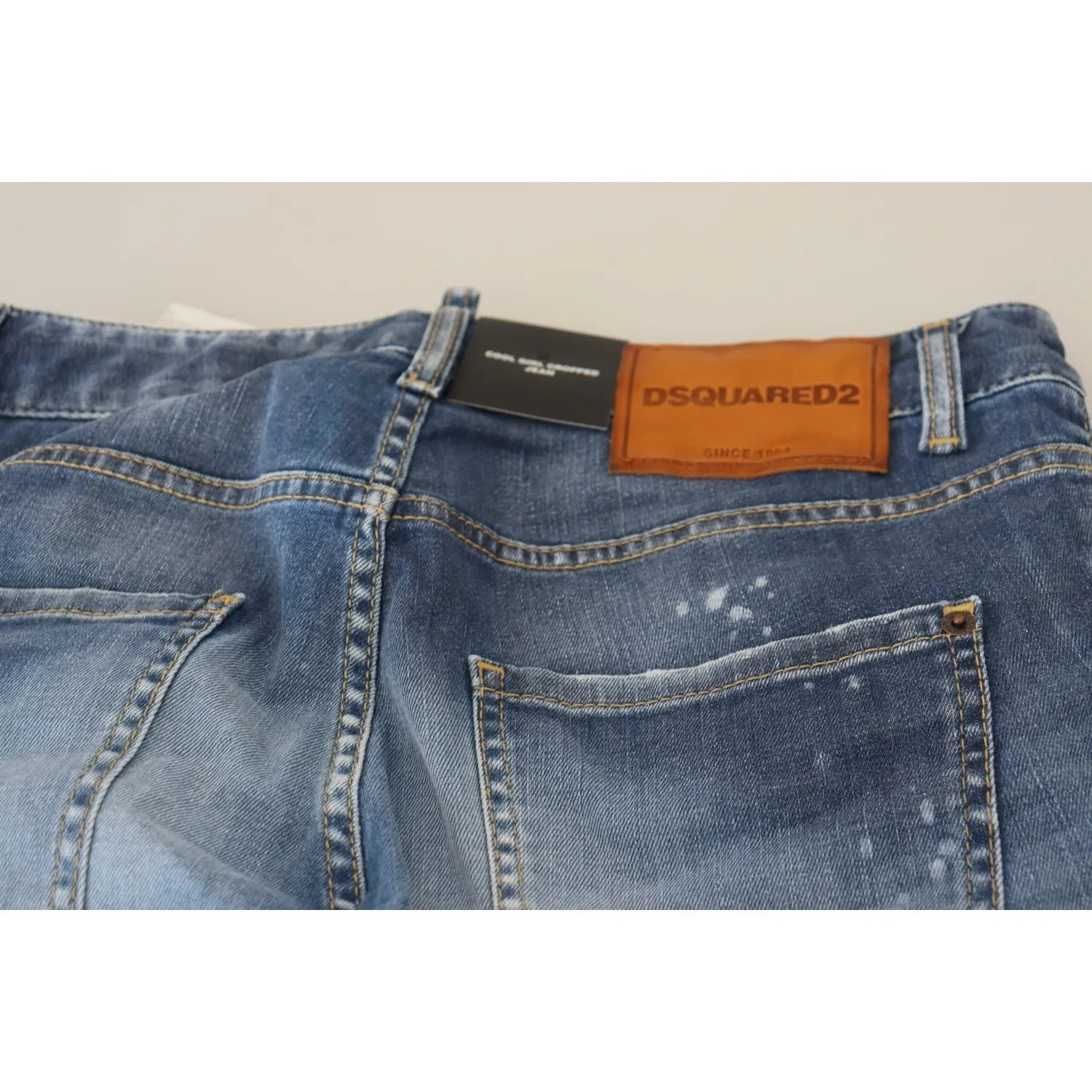 Dsquared² Chic Cropped Blue Denim - Elevate Your Casual Look