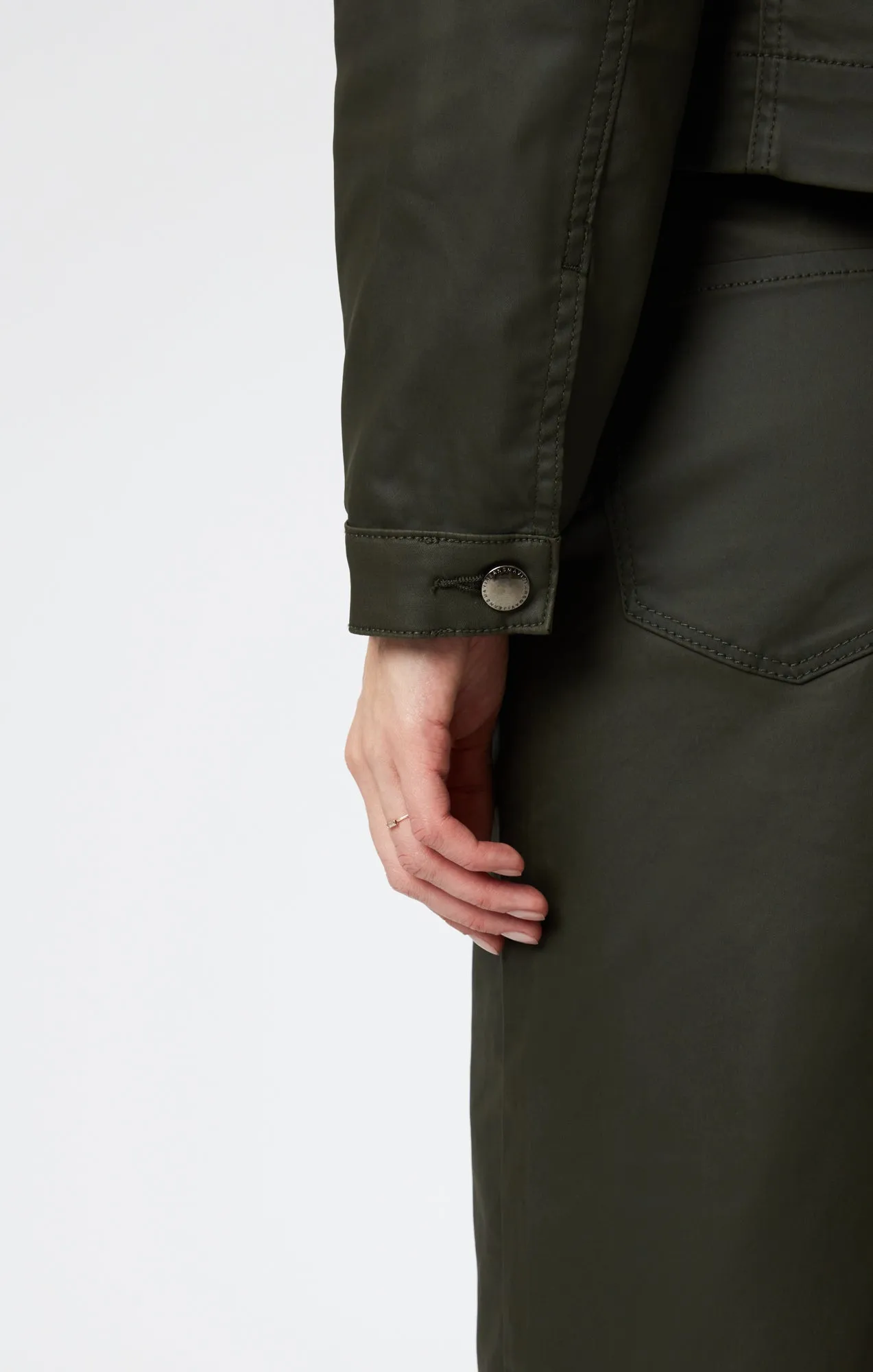 MAREN CROP JACKET IN DARK OLIVE COATED